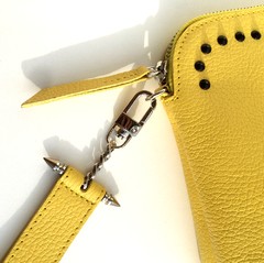 GIGI SMALL CLUTCH YELLOW en internet