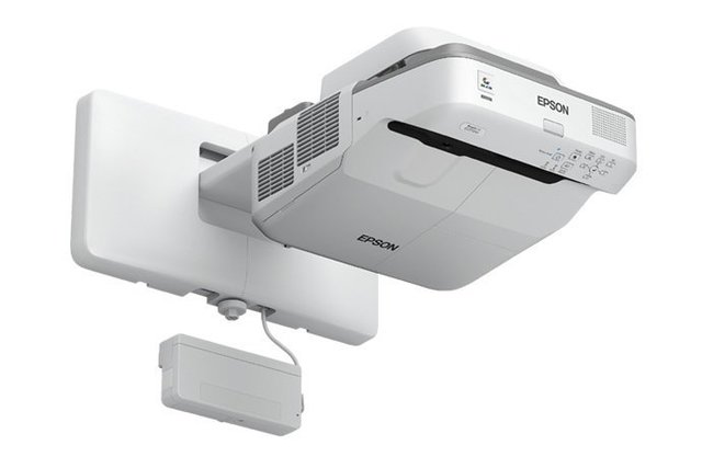 PROYECTOR EPSON BRIGHTLINK 675Wi+3200L INTERACTIV