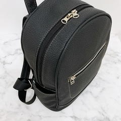 Mochila Dana Negra en internet