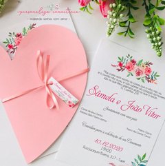 Convite de casamento floral envelope coração na internet