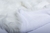 Manta blanca con visos tornasol - Hugga - Tienda TopList - Hogar y Decoración - Lista de Novias