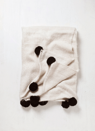 OTOÑO POM POM THROW - BLANCA + ZAINA - buy online