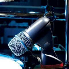 Image of Shure BETA 56A Micrófono dinámico para Caja/Timbal - BETA 56A, Ideal para Percusiones - Excelente calidad de sonido y durabilidad.