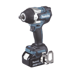 MAKITA LLAVE IMPACTO 1/2IN TORQUE 700 NM INC/ 2 BAT 5.0 A.H Y CARG C/LUZ EST.MACK PACK 18V MOD: DTW701RTJ