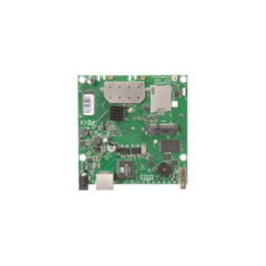 MIKROTIK Tarjeta Inalámbrica y router en 2.4 GHz 802.11 b/g/n, 64 MB de RAM, 1 Puerto Gigabit Ethernet, Nivel de Licencia 4 MOD: RB912UAG-2HPND