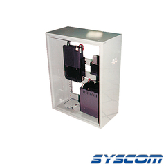 SYSCOM Repetidor Doble con Radios TK8302 (45 W) y TK890H (100 W). MOD: SKR-890-HFD