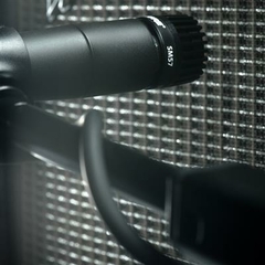 Shure SM57-LC Micrófono dinámico para instrumento - Modelo Shure, Ideal para Grabación y en vivo, Respuesta de frecuencia suave y amplia - La Mejor Opcion by Creative Planet