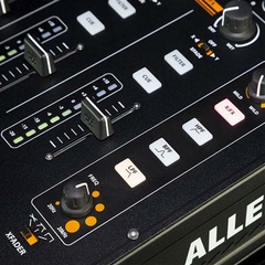 Allen & Heath XONE:43 Mezcladora Club y DJ 4 canales - Potente y versátil - Ideal para artistas y DJ profesionales
