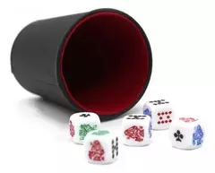 Cacho Yahtzee Juego De Mesa 6 Tatucos Paño + 30 Dados Poker en internet