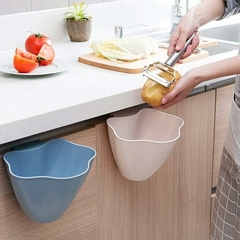 contenedor basura de cocina para colgar en internet