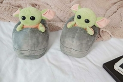 Pantuflas Baby Yoda en internet