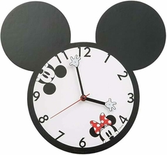 Reloj de pared con forma de Mickey y Minnie Mouse