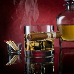 Vaso de whisky para cigarros en internet