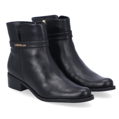 Bota Cano Curto Lisa Preta - comprar online