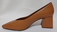 Scarpin Caramelo Loucos e Santos - comprar online