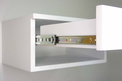 Mesa de luz flotante con un cajón y estante (estandard) -
