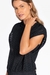 Blusão em laise com capuz preto LIve! daisy - comprar online