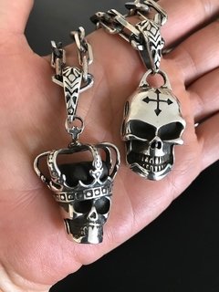 Dije CALAVERA CON CORONA - tienda online