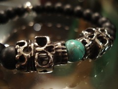 Pulsera de Piedras & calaveras mexicanas - comprar online