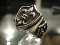 Anillo ESCUDO FLOR DE LIS