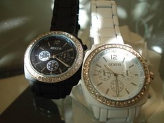 Reloj con piedras - tienda online