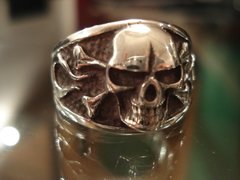 Anillo CALAVERA PIRATA en internet