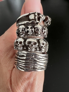 Anillo CINTA CALAVERAS GRANDES - CO&CO Joyeria & Diseño