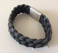 Pulsera TRENZADA CON IMAN ANCHA en internet