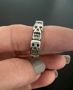 Anillo CINTA CALAVERAS MEX en internet