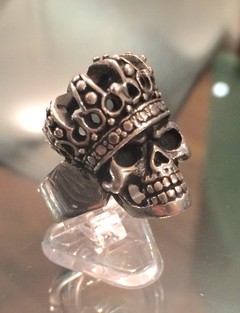 Imagen de Anillo CALAVERA CORONADA