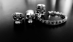 Imagen de Anillo CALAVERA 3 ROSAS