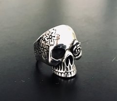 Anillo ROSESKULL en internet