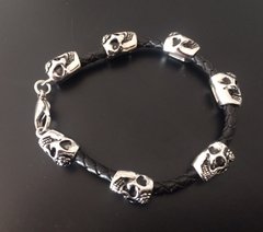 Pulsera Calaveras con rosa en la frente en internet