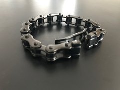 Imagen de Pulsera cadena de moto fina negra