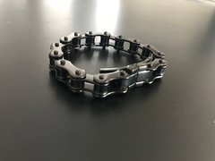 Pulsera cadena de moto fina negra en internet