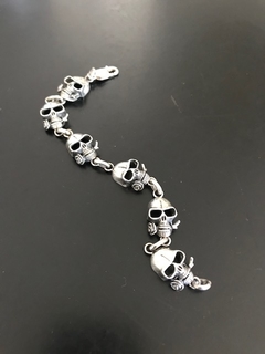 Pulsera Calaveras con Rosa - comprar online