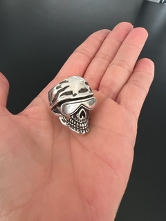 Anillo CALAVERA CON ANTEOJOS en internet