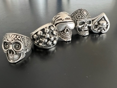 Anillo CALAVERAS en internet