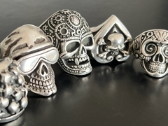 Anillo CALAVERA VAMPIRA - comprar online