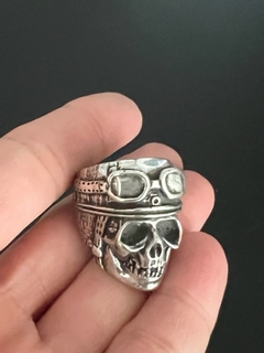 Anillo CASCO CON ANTEOJOS en internet