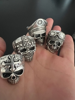 Imagen de ANILLO CALAVERA CON CRUZ