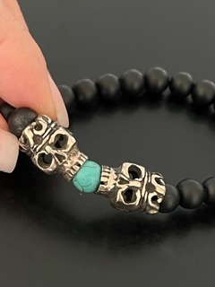 Pulsera de Piedras con Calaveras Mexicanas