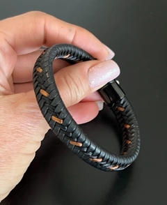 *Pulsera NEGRA TEJIDA