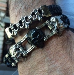 Imagen de Pulsera Cadena de moto con calaveras combinadas