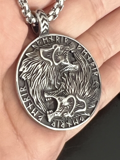 Dije MEDALLA LOBOS - comprar online