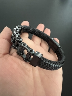 Imagen de Pulsera CADENA DE MOTO BLACK & CUERO