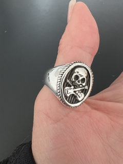 ANILLO0 CALAVERA GUITARRAS