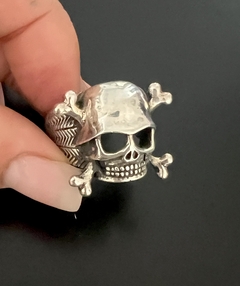 Anillo CALAVERA CON CASCO - tienda online