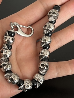 PULSERA SKULLS, PIEDRAS & MOSQUETON - CO&CO Joyeria & Diseño