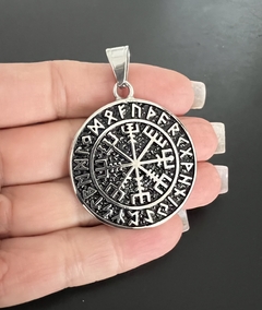 Dije BRUJULA VIKINGA (vegvisir) - comprar online